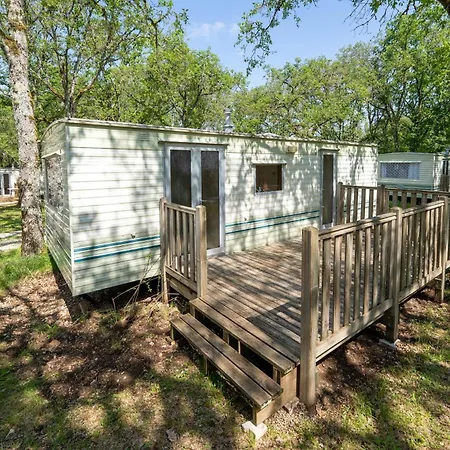 Camping Les Paillotes *