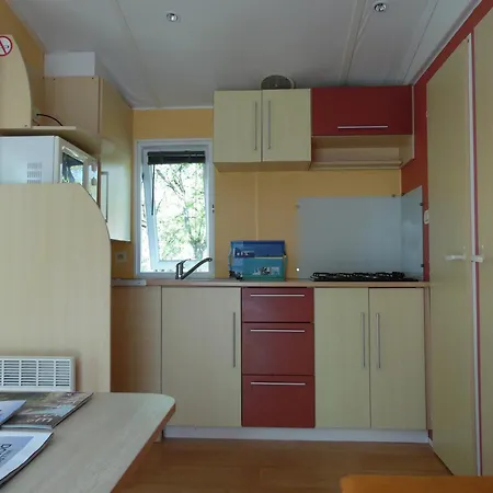 Κάμπινγκ Les Paillotes