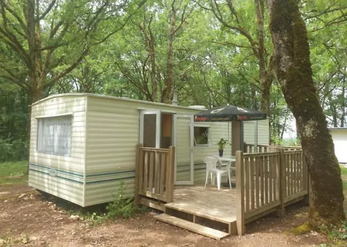 Les Paillotes Parque de Campismo *